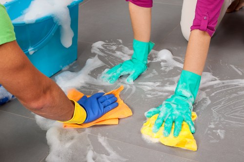 Deep cleaning bathroom with Poppy Clean professionals